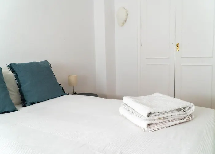 Light House Sherry *